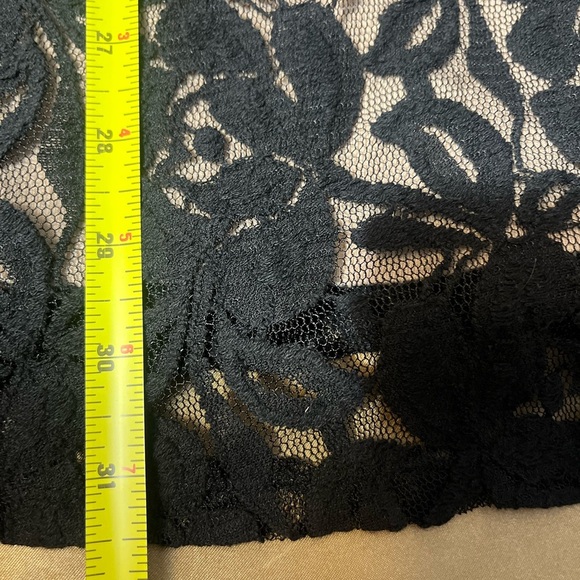 FREE PEOPLE Miles Of Lace Black Dress Nude Slip Floral LBD Cocktail Mini size M - Picture 16 of 16